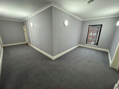 Kingsborough Gate, Glasgow, G12 image 16