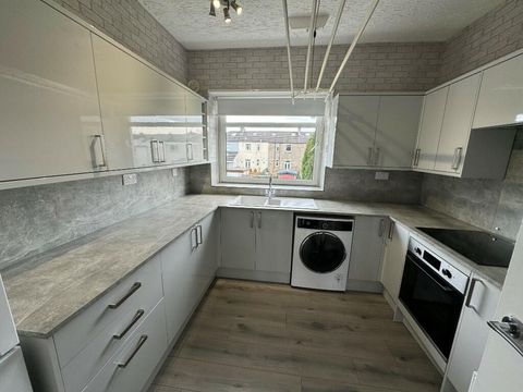 Glenspean Street, Glasgow, G43 image 4