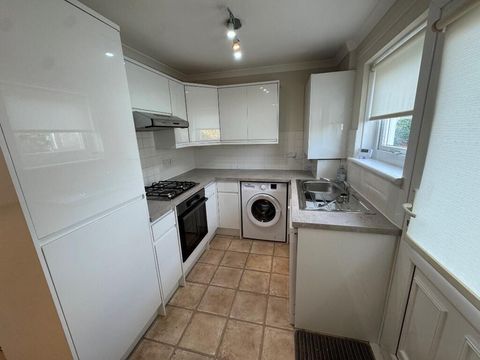 Broom Road East, Glasgow, G77 image 4