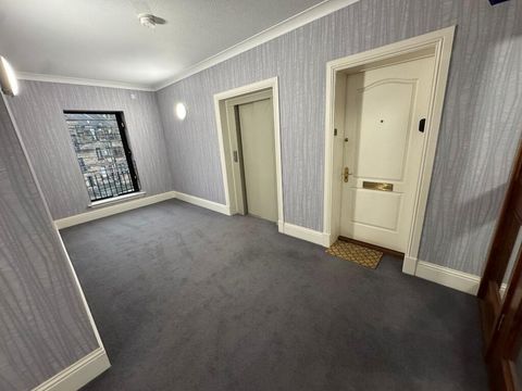 Kingsborough Gate, Glasgow, G12 image 15