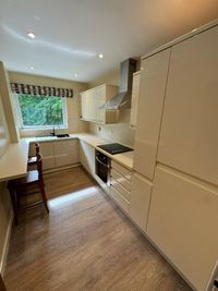 Thumbnail of Mansionhouse Gardens, Glasgow, G41 image 6