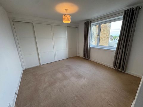 Castleton Drive, Glasgow, G77 image 8