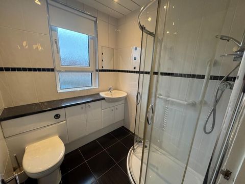 Hermitage Avenue, Glasgow, G13 image 6