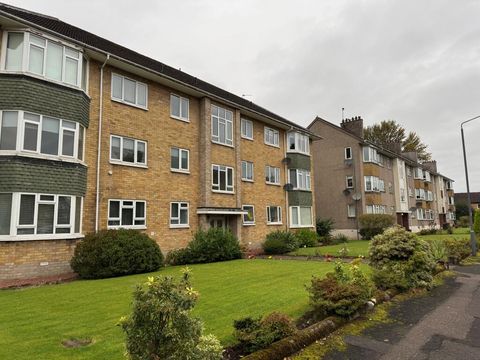 Castle Court, Kings Drive, Newton Mearns, East Renfrewshire image 1