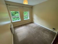 Thumbnail of Mansionhouse Gardens, Glasgow, G41 image 4