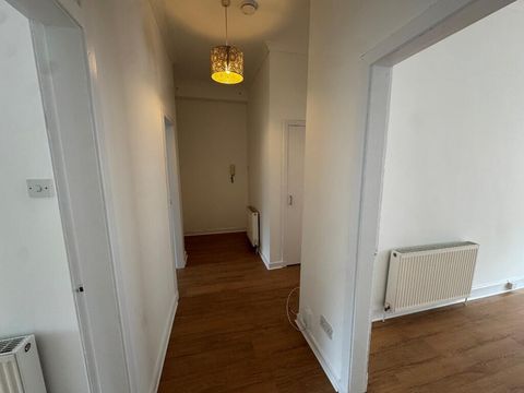 CATHCART ROAD, Glasgow, G42 image 6