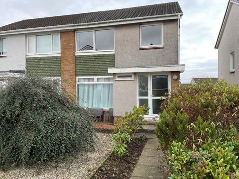 Catter Gardens, Glasgow, G62 image 1