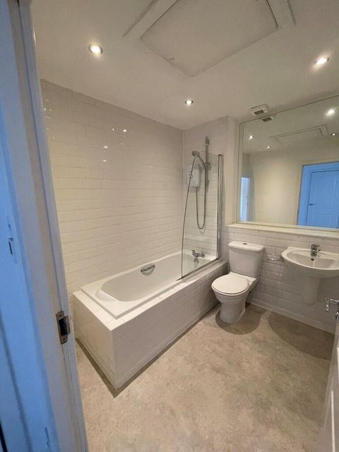 White Cart Court, Glasgow, G43 image 7