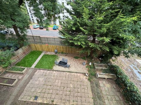Carment Drive, Glasgow, G41 image 10