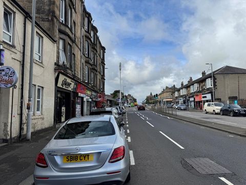 Glasgow Road, Paisley, Renfrewshire image 11
