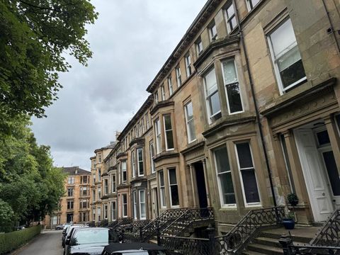 Athole Gardens, Glasgow, G12 image 1