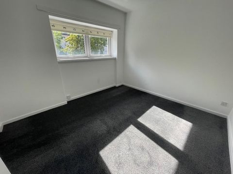 Prospecthill Road, Glasgow, G42 image 4