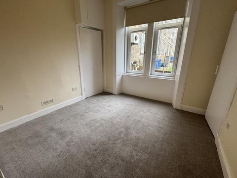 Meadowpark Street, Glasgow, G31 image 6