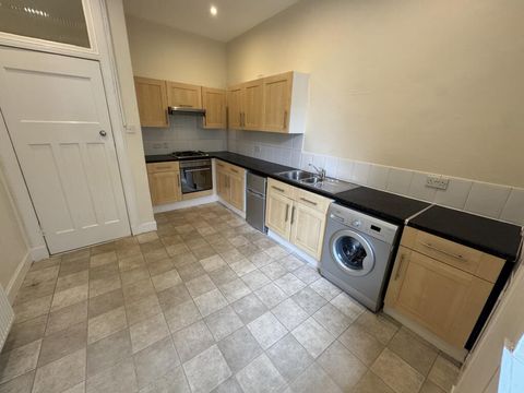 Ledard Road, Glasgow, G42 image 2