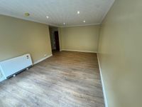 Thumbnail of Mansionhouse Gardens, Glasgow, G41 image 3