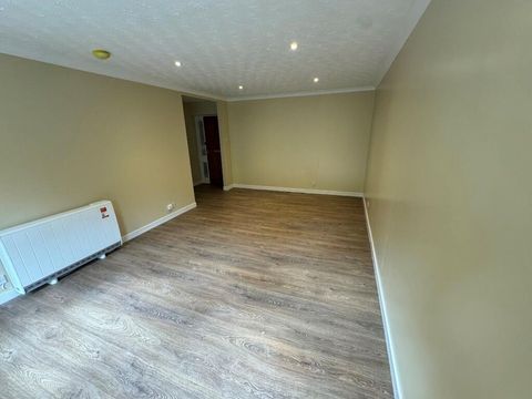 Mansionhouse Gardens, Glasgow, G41 image 3