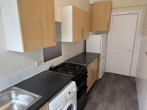 Meadowpark Street, Glasgow, G31 image 5